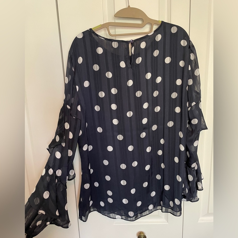 BUNDLE TO SAVE!  Chico’s size 2, 10/12 in woman’s